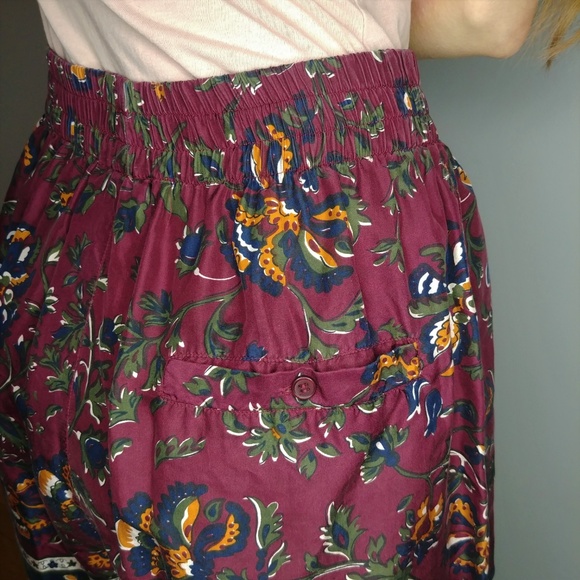 Vintage Floral 100% Silk Wide Flowy Hi Rise Shorts - Picture 4 of 6